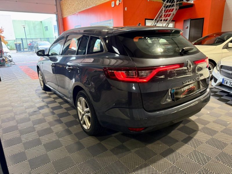 RENAULT MEGANE 1.5 BLUE DCI 115CH ESTATE BUSINESS 