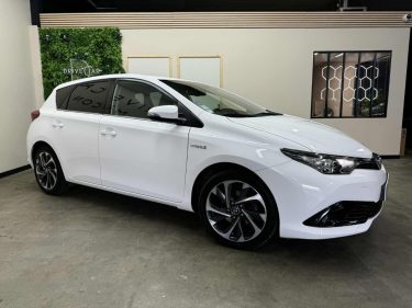 TOYOTA AURIS HSD 136H DESIGN 2018