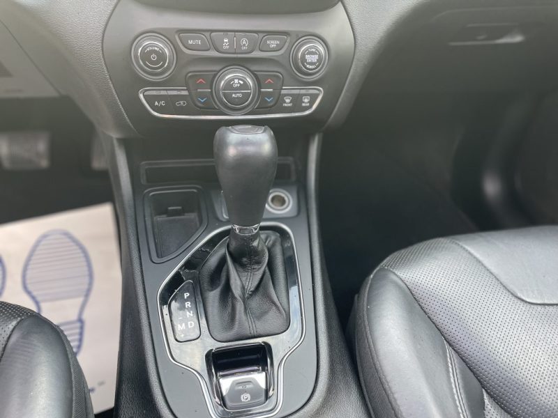 JEEP CHEROKEE 2.2 CRD 195CV S&S LIMITED  2019
