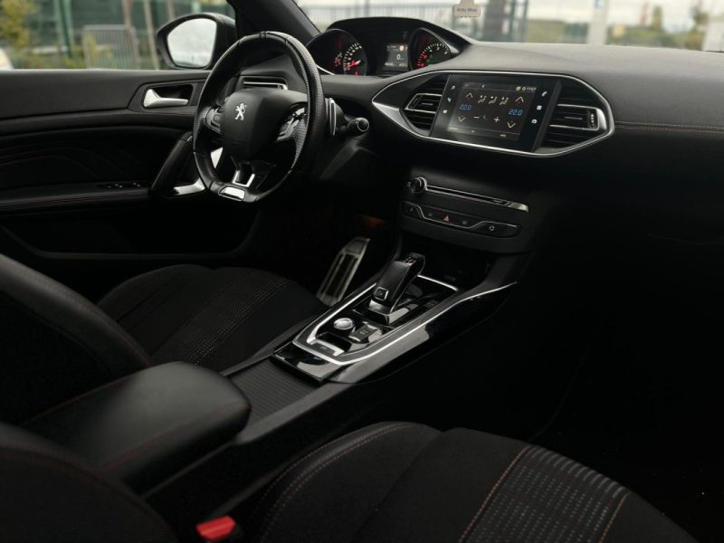 PEUGEOT 308 1.5 BLUEHDI 130CH S&S ALLURE BUSINESS EAT8 - GARANTIE