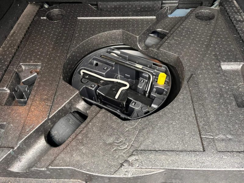 PEUGEOT 308 1.5 BLUEHDI 130CH S&S ALLURE BUSINESS EAT8 - GARANTIE