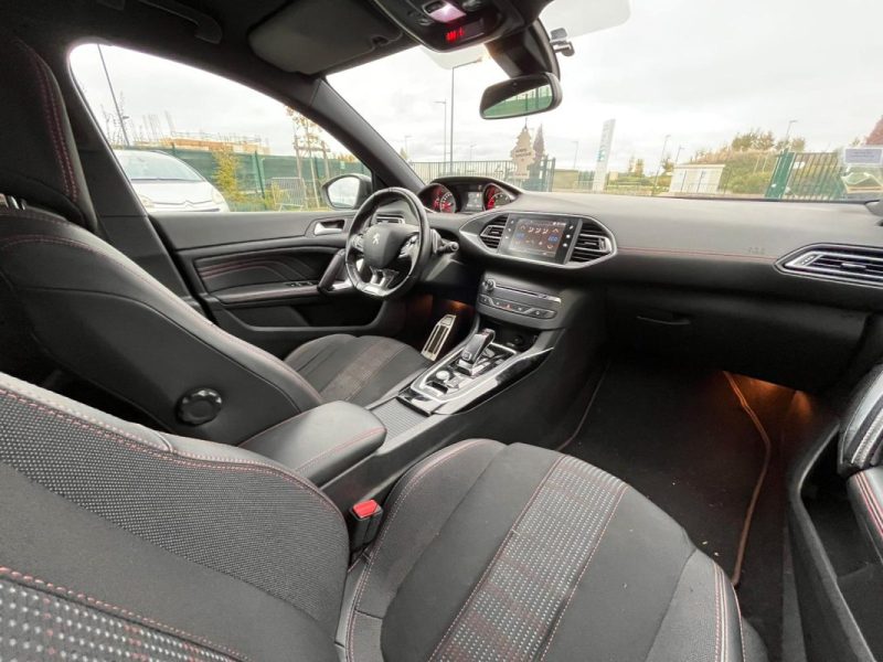 PEUGEOT 308 1.5 BLUEHDI 130CH S&S ALLURE BUSINESS EAT8 - GARANTIE