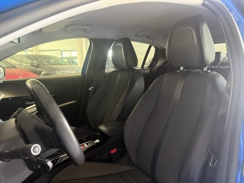 PEUGEOT 208 1.2 PURETECH 100CH ALLURE - Caméra - Sièges Chauffants 