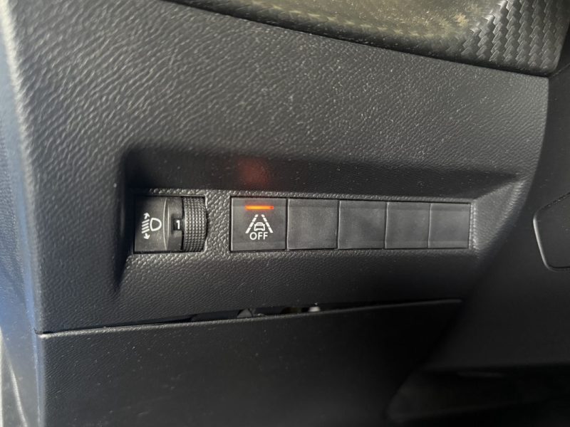 PEUGEOT 208 1.2 PURETECH 100CH ALLURE - Caméra - Sièges Chauffants 