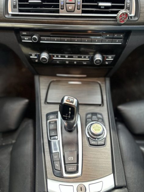 B.M.W. SERIE 7 730LD 245CH EXCLUSIVE