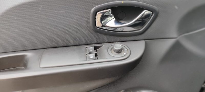 RENAULT CLIO 4 BREAK 2014