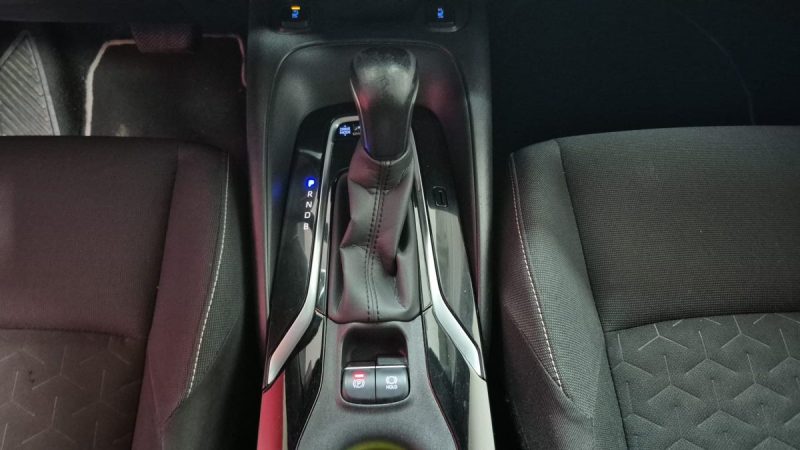 TOYOTA COROLLA TOURING SPORTS 122CV DYNAMIC BUSINESS/ 1 ERE MAIN/TVA RECUPERABLE