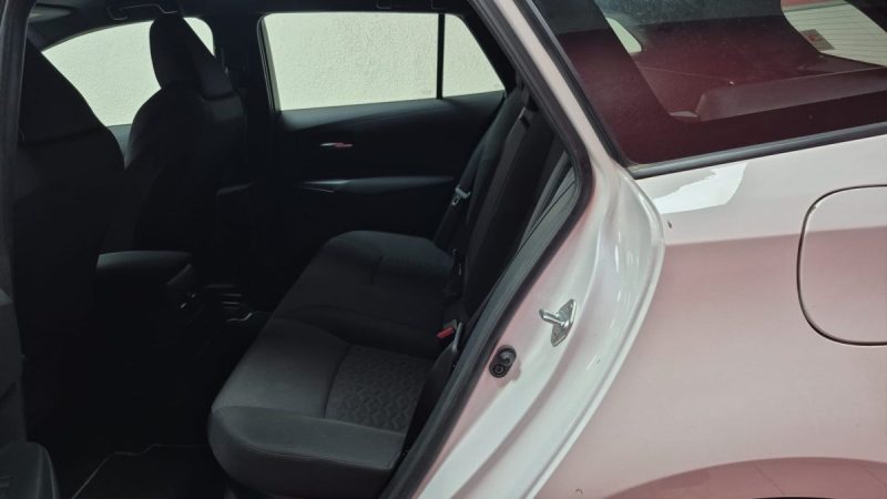 TOYOTA COROLLA TOURING SPORTS 122CV DYNAMIC BUSINESS/ 1 ERE MAIN/TVA RECUPERABLE