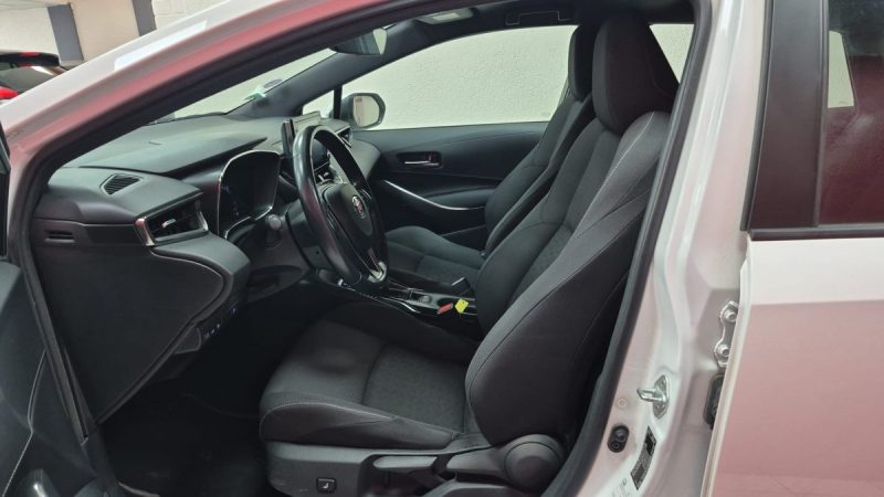 TOYOTA COROLLA TOURING SPORTS 122CV DYNAMIC BUSINESS/ 1 ERE MAIN/TVA RECUPERABLE