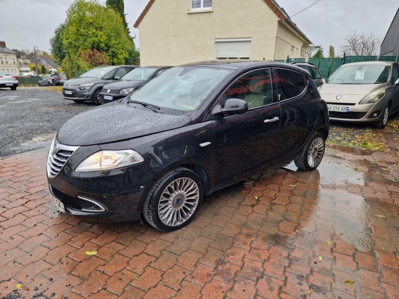 LANCIA YPSILON 0.9L 90CV TWINAIR *GOLD* BOITE AUTOMATIQUE -GARANTIE REVISE- 2013