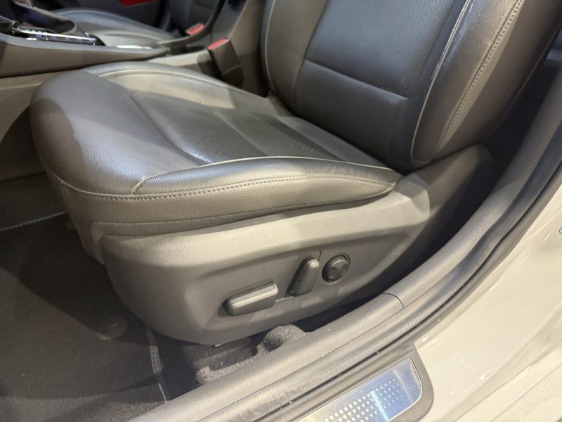 HYUNDAI IONIQ HYBRID 141CH EXECUTIVE / Toit ouvrant 