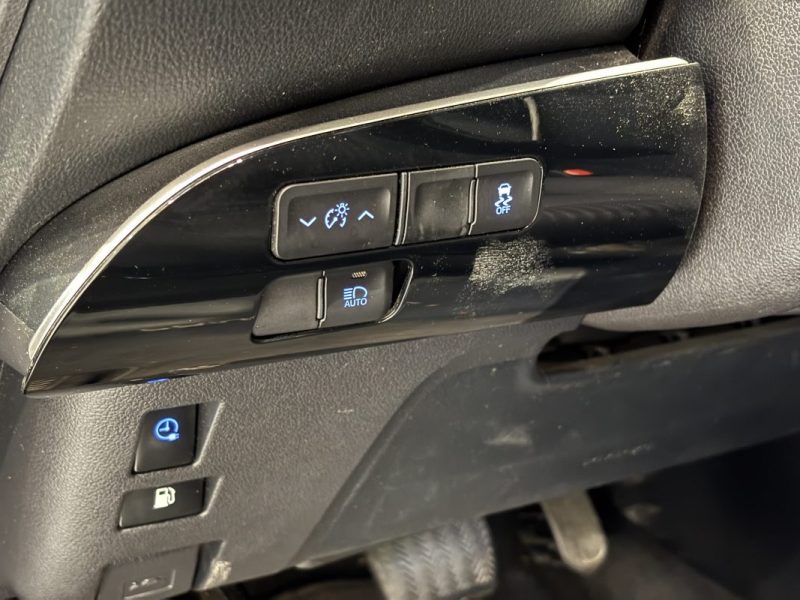 Toyota Prius PHV 122ch Hybride Solar - Suivis Toyota