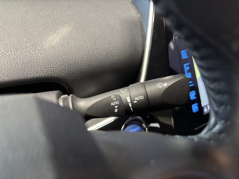 Toyota Prius PHV 122ch Hybride Solar - Suivis Toyota