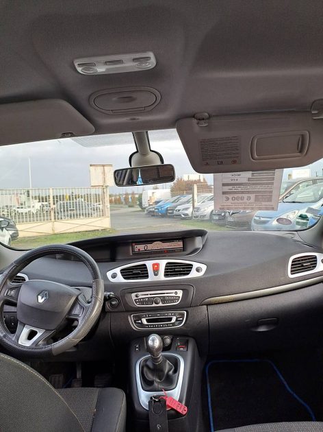 RENAULT GRAND SCÉNIC III 2010