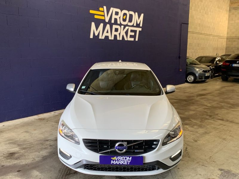 VOLVO S60 PHASE 2 D4 2.0 181CV R-DESIGN GEARTRONIC BVA8 - DISTRIBUTION OK - ENTRETIEN A JOUR  