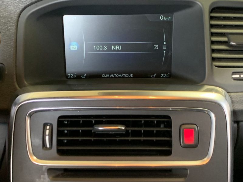 VOLVO S60 PHASE 2 D4 2.0 181CV R-DESIGN GEARTRONIC BVA8 - DISTRIBUTION OK - ENTRETIEN A JOUR  