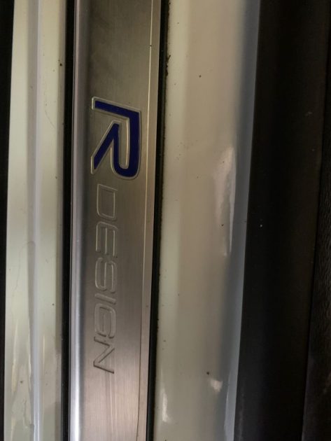 VOLVO S60 PHASE 2 D4 2.0 181CV R-DESIGN GEARTRONIC BVA8 - DISTRIBUTION OK - ENTRETIEN A JOUR  