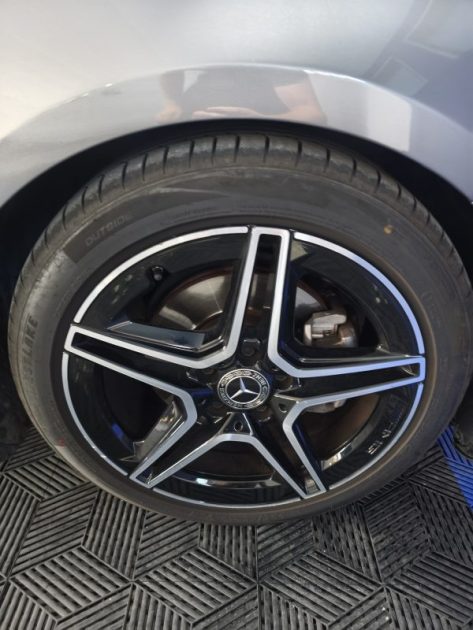 MERCEDES MERCEDES CLASSE A 200D 150 CV - FINITION AMG LINE - BOITE AUTOMATIQUE  200 D 150CH STYLE LINE 8G-DCT 2020