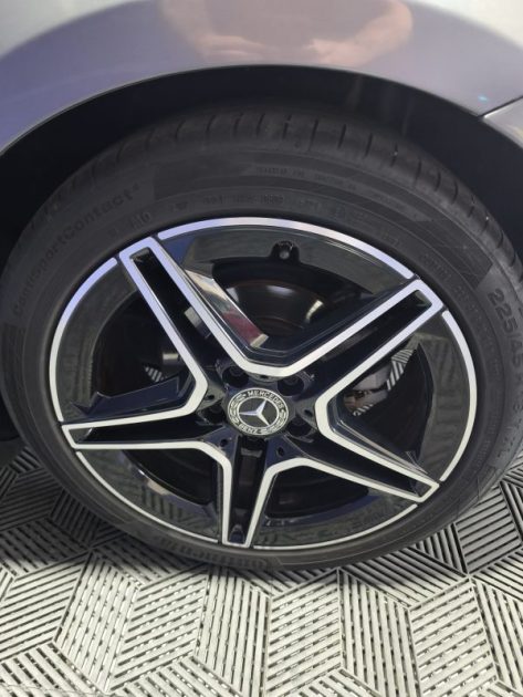 MERCEDES MERCEDES CLASSE A 200D 150 CV - FINITION AMG LINE - BOITE AUTOMATIQUE  200 D 150CH STYLE LINE 8G-DCT 2020