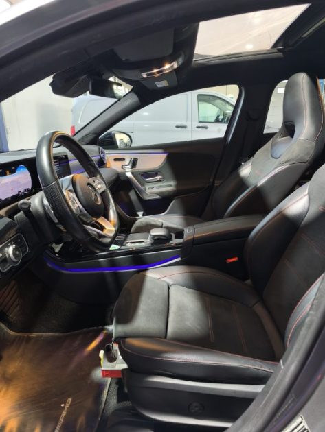 MERCEDES MERCEDES CLASSE A 200D 150 CV - FINITION AMG LINE - BOITE AUTOMATIQUE  200 D 150CH STYLE LINE 8G-DCT 2020