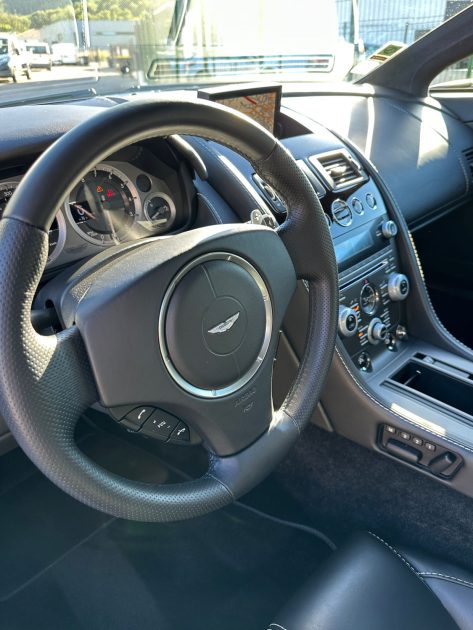 ASTON MARTIN V8 VANTAGE V8 4.7 426 CH SPORTSHIFT II FRANCAISRE SUIVI ASTON