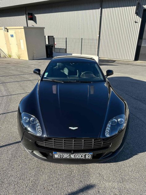ASTON MARTIN V8 VANTAGE V8 4.7 426 CH SPORTSHIFT II FRANCAISRE SUIVI ASTON