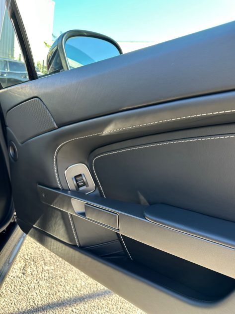 ASTON MARTIN V8 VANTAGE V8 4.7 426 CH SPORTSHIFT II FRANCAISRE SUIVI ASTON