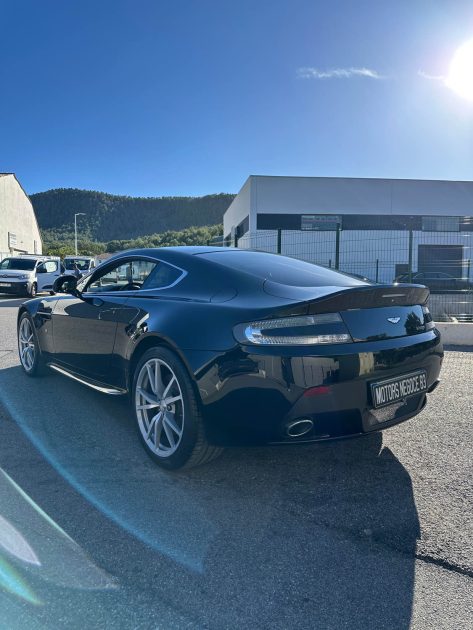 ASTON MARTIN V8 VANTAGE V8 4.7 426 CH SPORTSHIFT II FRANCAISRE SUIVI ASTON