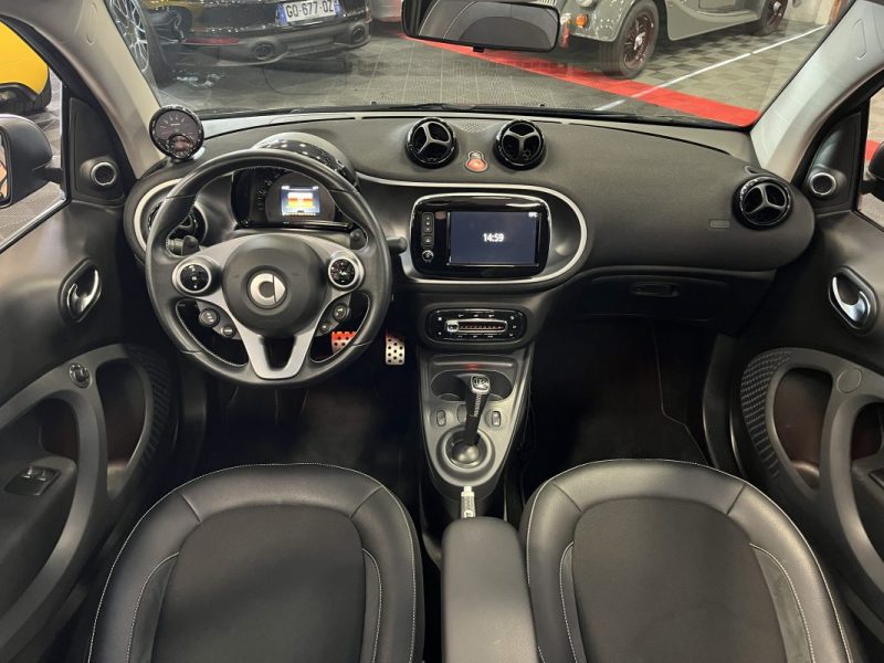 SMART Fortwo Brabus Cabriolet 