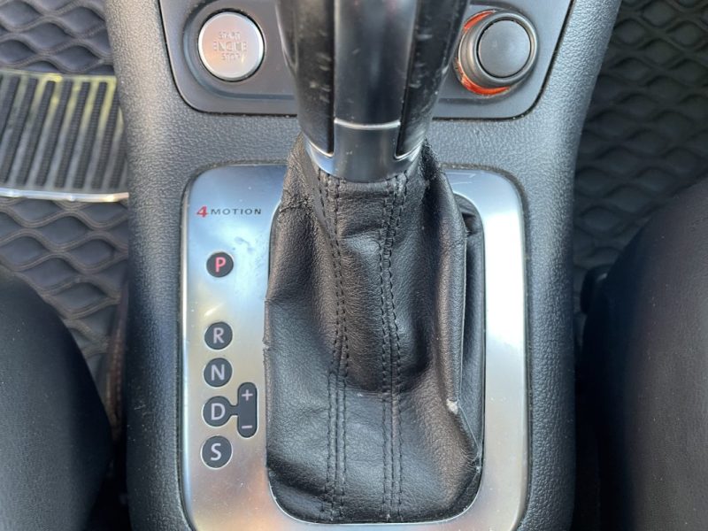 VOLKSWAGEN TIGUAN 2.0 TDI 140CH SPORTLINE 4MOTION DSG7 GARANTIE 3/12 MOIS 2012