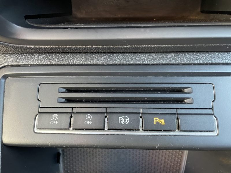 VOLKSWAGEN TIGUAN 2.0 TDI 140CH SPORTLINE 4MOTION DSG7 GARANTIE 3/12 MOIS 2012