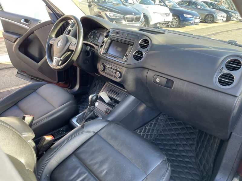 VOLKSWAGEN TIGUAN 2.0 TDI 140CH SPORTLINE 4MOTION DSG7 GARANTIE 3/12 MOIS 2012