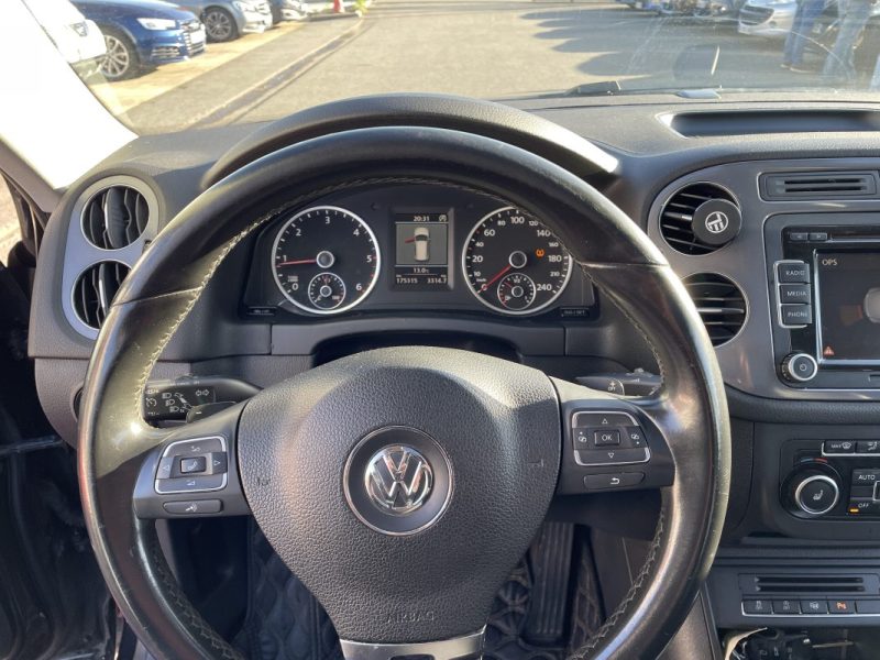 VOLKSWAGEN TIGUAN 2.0 TDI 140CH SPORTLINE 4MOTION DSG7 GARANTIE 3/12 MOIS 2012