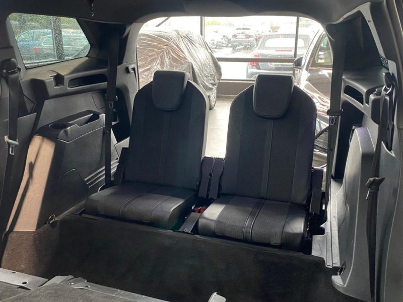 Peugeot 5008 GT Line 🌟 1.6 THP 165ch 🔹 7 places 👨‍👩‍👧‍👦 🌞 Toit ouvrant✨ Reprise ♻️ Garantie