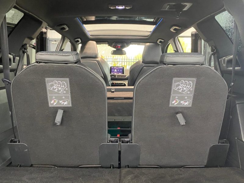Peugeot 5008 GT Line 🌟 1.6 THP 165ch 🔹 7 places 👨‍👩‍👧‍👦 🌞 Toit ouvrant✨ Reprise ♻️ Garantie