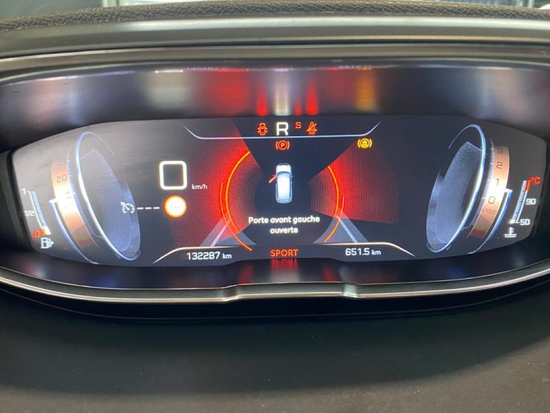 Peugeot 5008 GT Line 🌟 1.6 THP 165ch 🔹 7 places 👨‍👩‍👧‍👦 🌞 Toit ouvrant✨ Reprise ♻️ Garantie