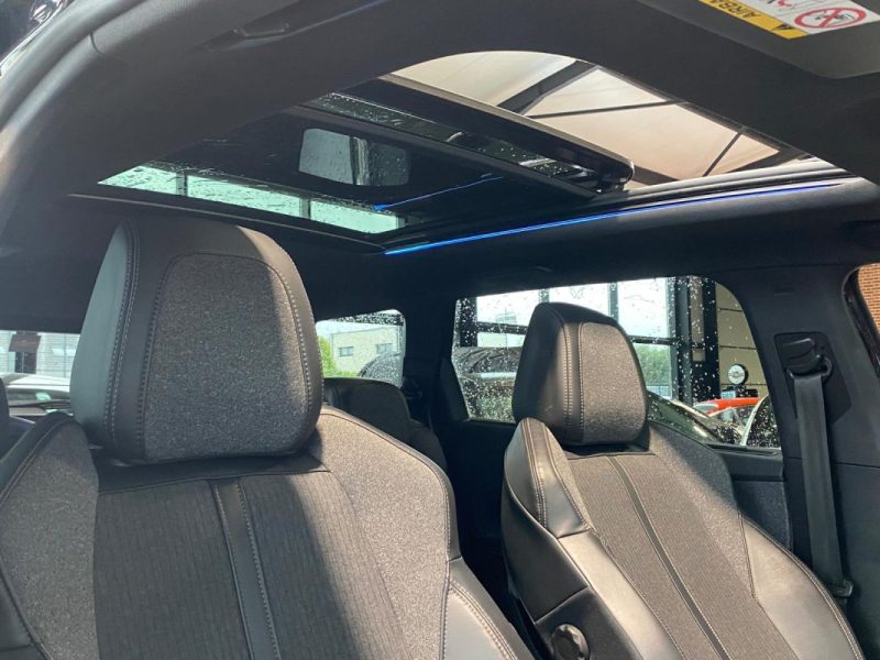 Peugeot 5008 GT Line 🌟 1.6 THP 165ch 🔹 7 places 👨‍👩‍👧‍👦 🌞 Toit ouvrant✨ Reprise ♻️ Garantie