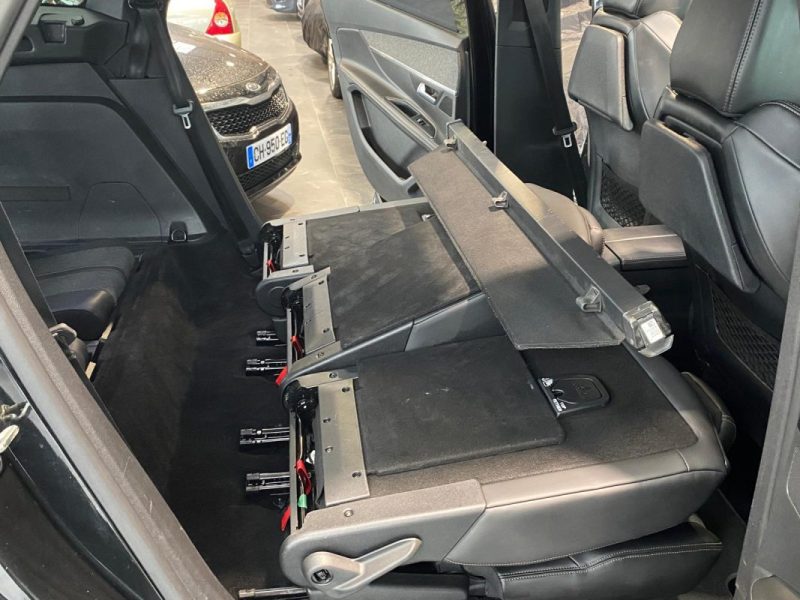 Peugeot 5008 GT Line 🌟 1.6 THP 165ch 🔹 7 places 👨‍👩‍👧‍👦 🌞 Toit ouvrant✨ Reprise ♻️ Garantie