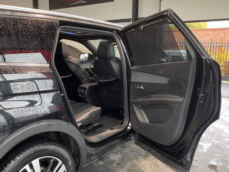 Peugeot 5008 GT Line 🌟 1.6 THP 165ch 🔹 7 places 👨‍👩‍👧‍👦 🌞 Toit ouvrant✨ Reprise ♻️ Garantie