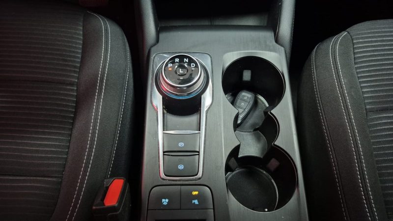 FORD KUGA SUV 2.5 HYBRIDE Flexi fuel FHEV E85 TITANIUM 190cv/1 ERE MAIN/TVA RECUPERABLE