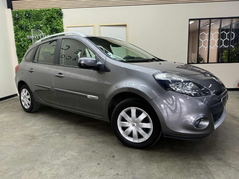 RENAULT CLIO 1.2 16V 75CH TOMTOM 75CV 2012