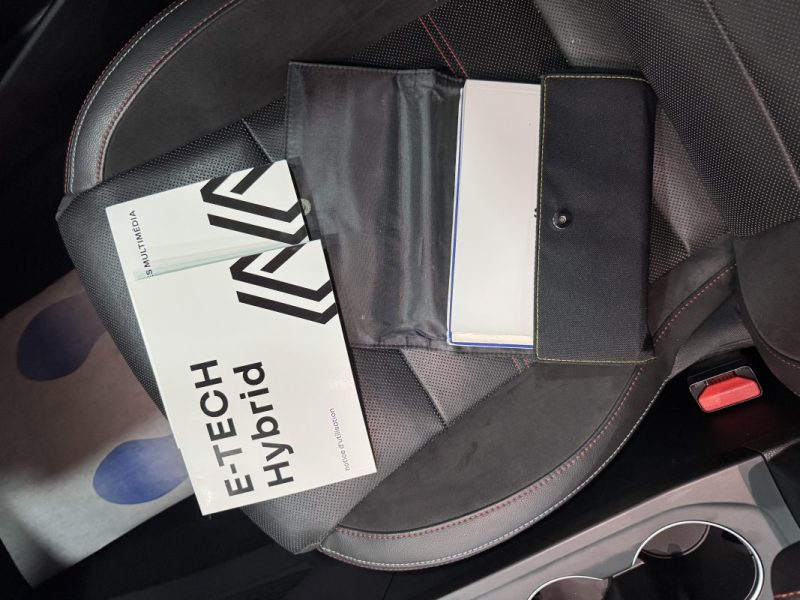 RENAULT ARKANA E-TECH 1.6 E-TECH 145 ZEN 2022