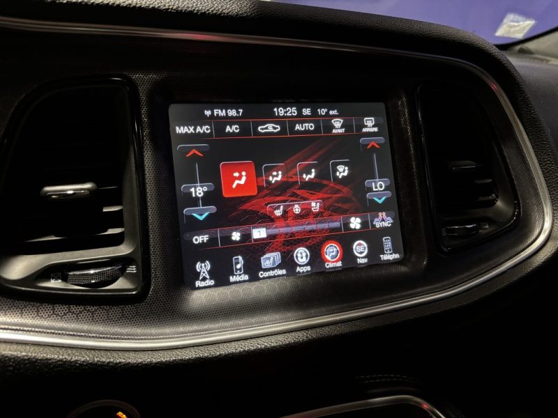 Dodge Challenger V8 6.4L 392 HEMI R/T Scat Pack Shaker 485ch - Carte Grise Française - Malus payé