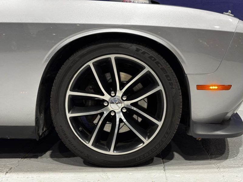 Dodge Challenger V8 6.4L 392 HEMI R/T Scat Pack Shaker 485ch - Carte Grise Française - Malus payé