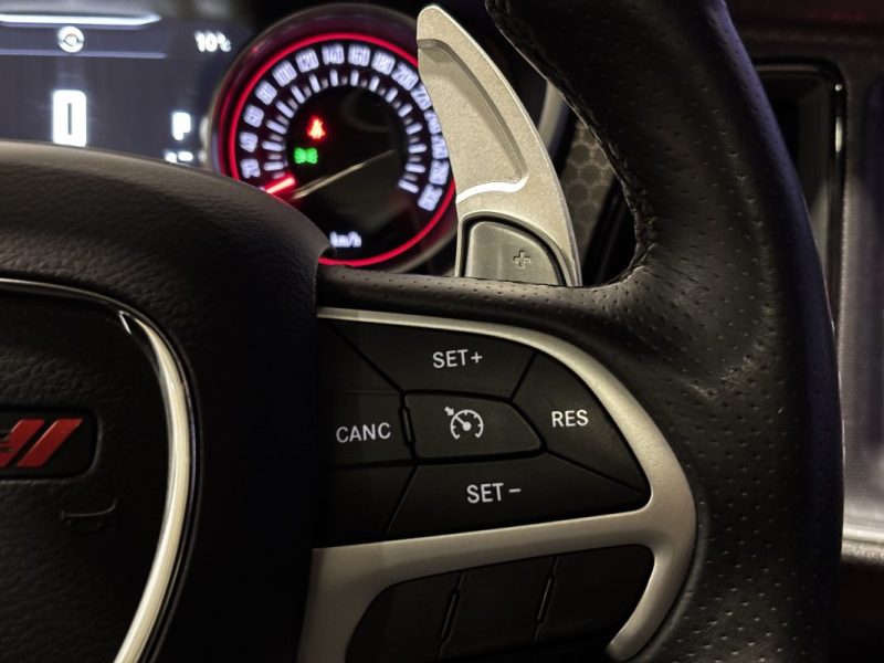 Dodge Challenger V8 6.4L 392 HEMI R/T Scat Pack Shaker 485ch - Carte Grise Française - Malus payé