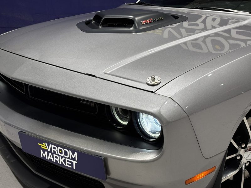 Dodge Challenger V8 6.4L 392 HEMI R/T Scat Pack Shaker 485ch - Carte Grise Française - Malus payé