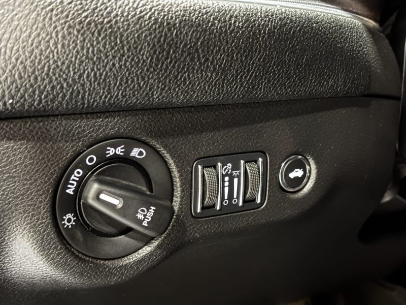 Dodge Challenger V8 6.4L 392 HEMI R/T Scat Pack Shaker 485ch - Carte Grise Française - Malus payé