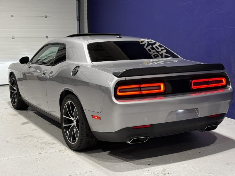 Dodge Challenger V8 6.4L 392 HEMI R/T Scat Pack Shaker 485ch - Carte Grise Française - Malus payé