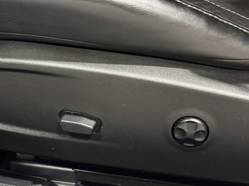 Dodge Challenger V8 6.4L 392 HEMI R/T Scat Pack Shaker 485ch - Carte Grise Française - Malus payé