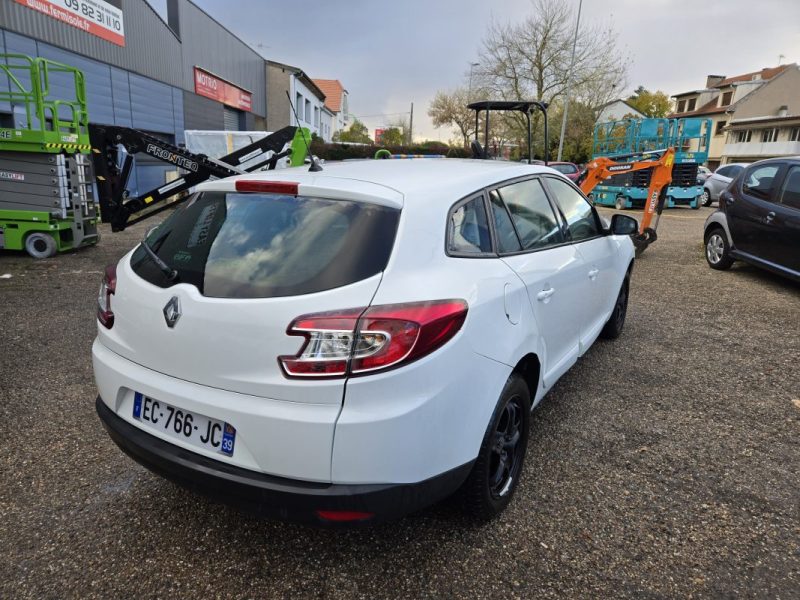 RENAULT MEGANE 1.2 TCE 115CH ENERGY BOSE EURO6 2015 2016